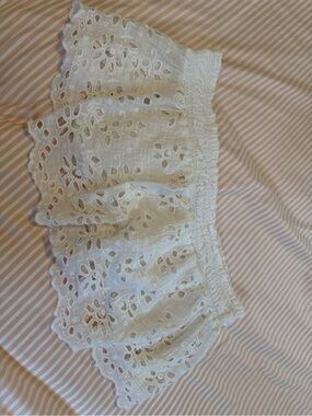 White Eyelet Lace Tub Crop